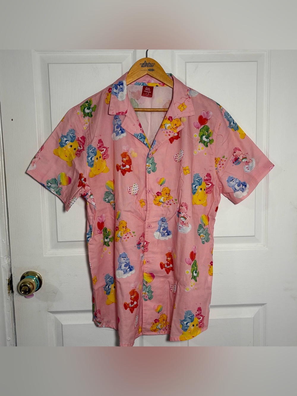 Care Bears Cakeworthy Pink Short Sleeve Button Up Shirt Rainbow Cartoon L